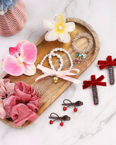 ACCESSORIES